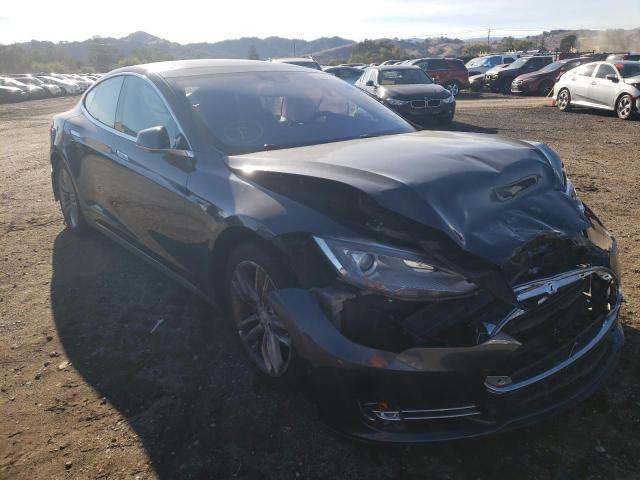Tesla Model s (2015)