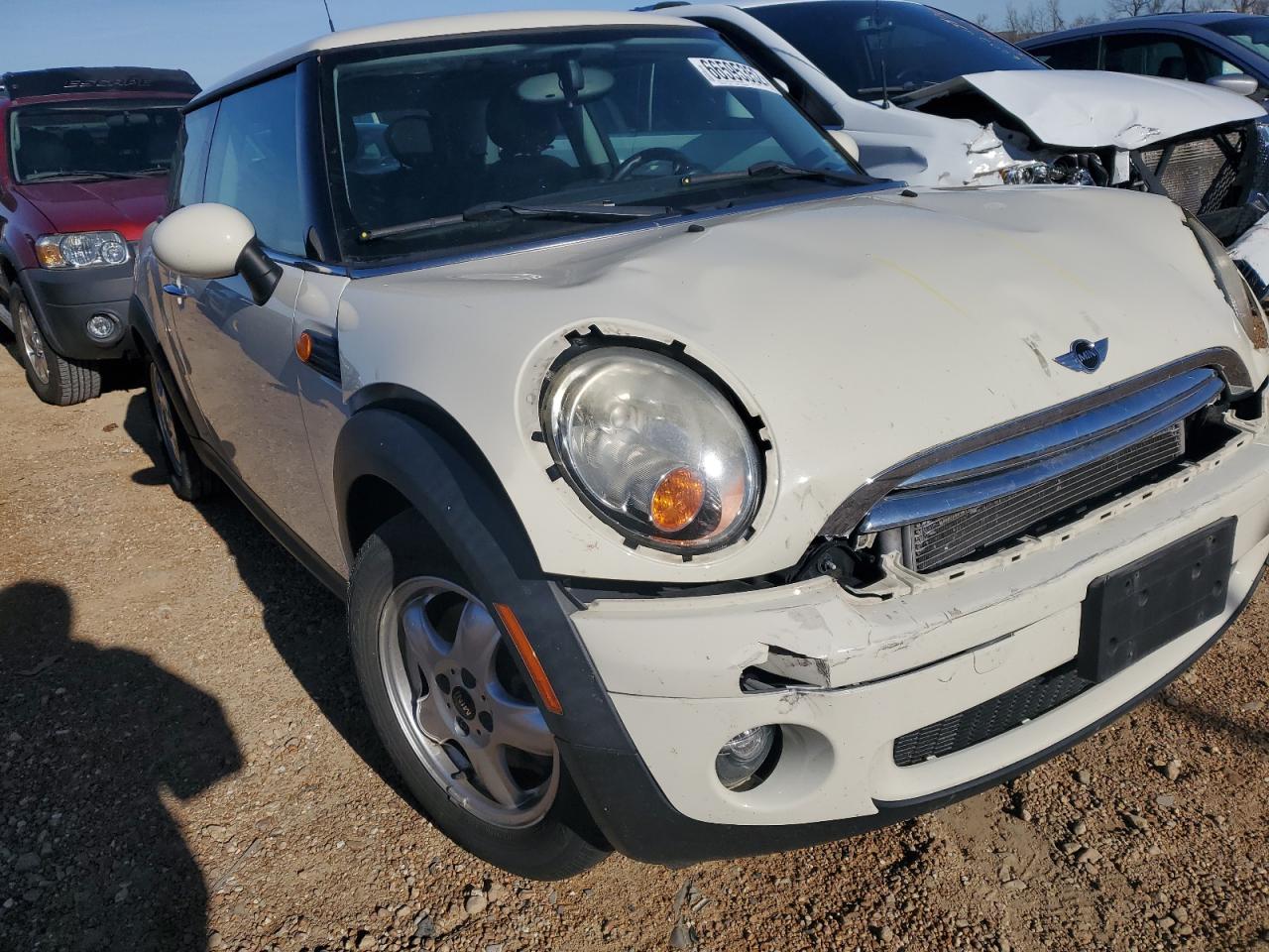 Mini Cooper (2010)