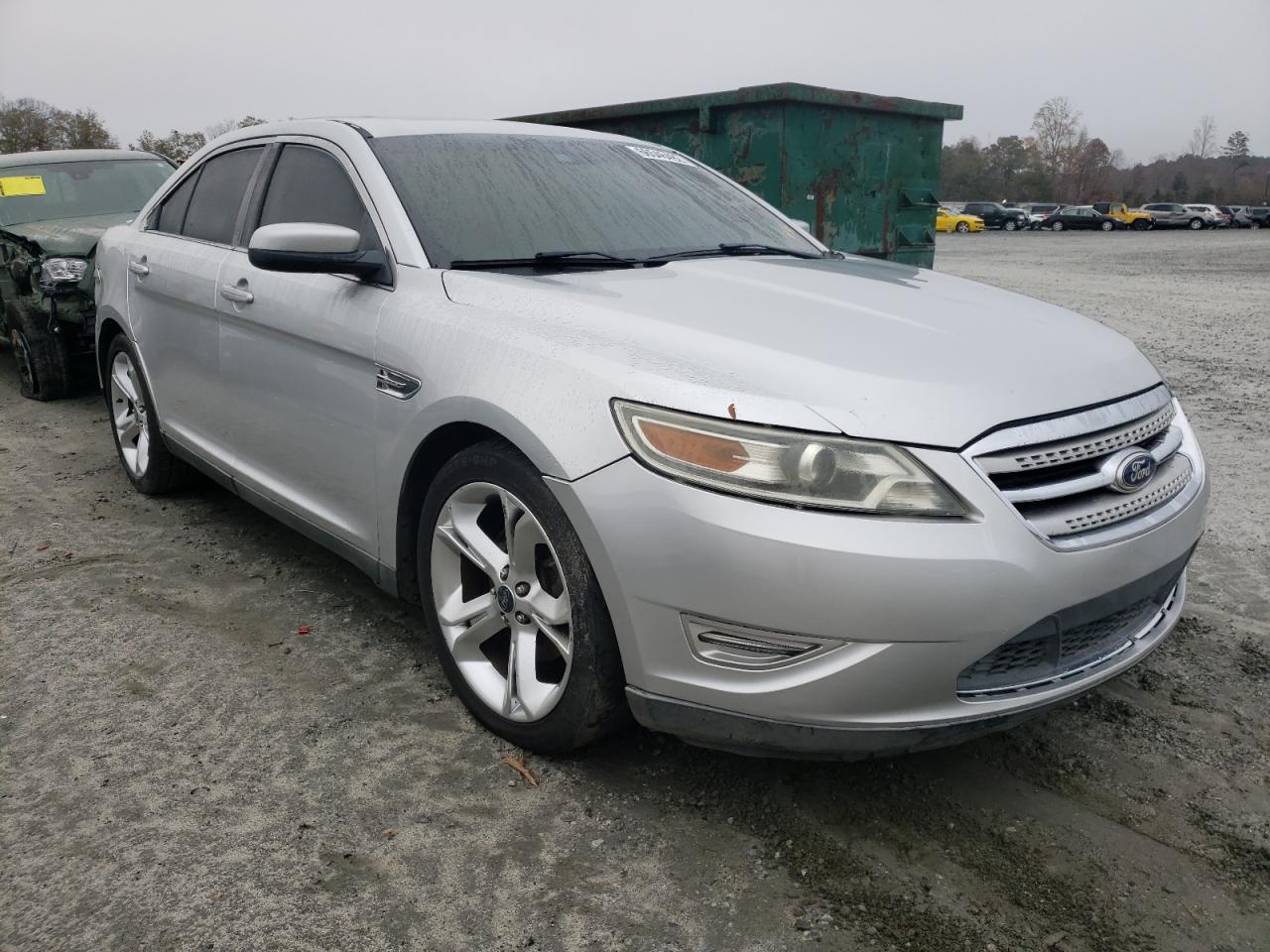 Ford Taurus (2010)