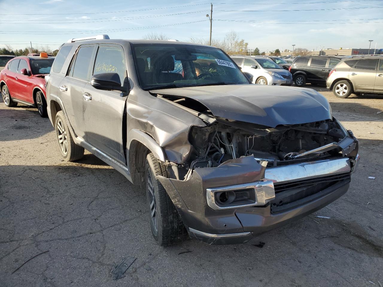 Toyota 4runner sr (2015)