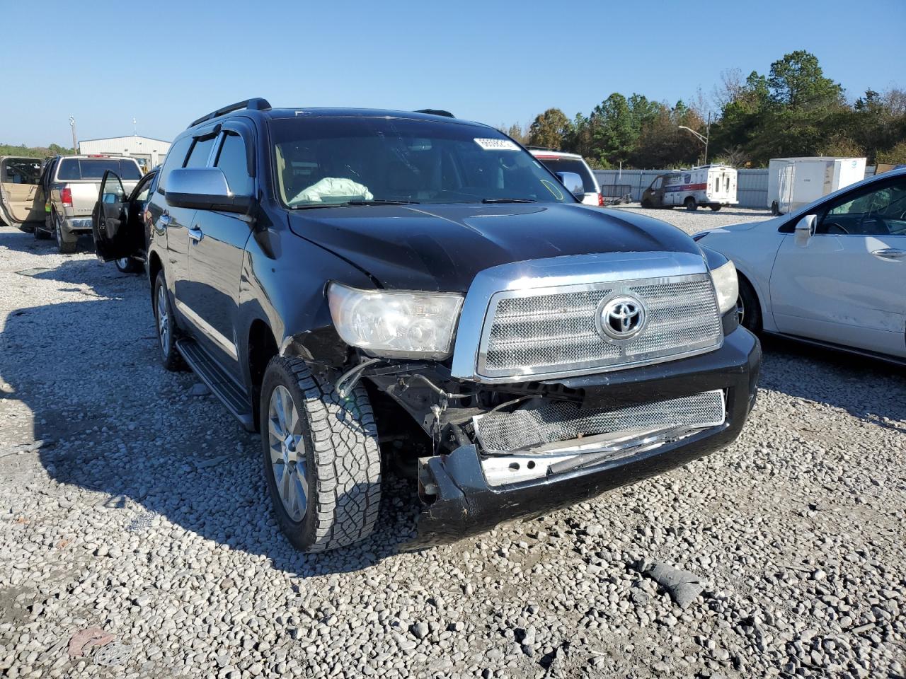 Toyota Sequoia li (2013)