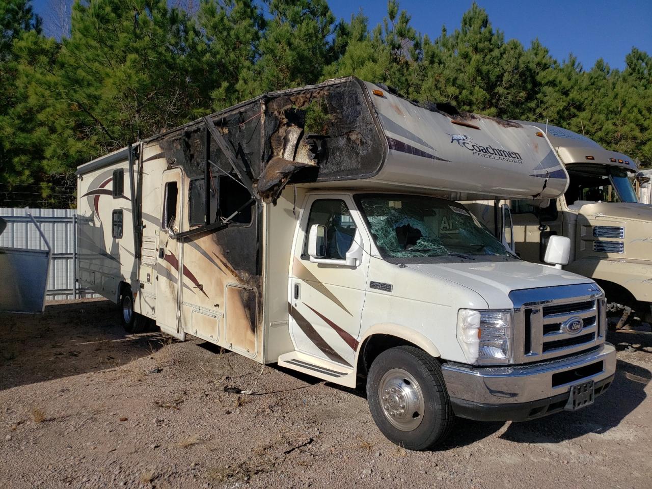 Ford Econoline (2016)