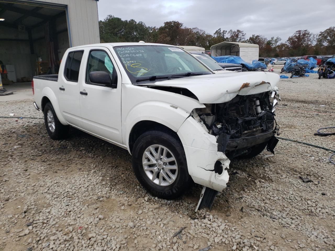 Nissan Frontier s (2017)