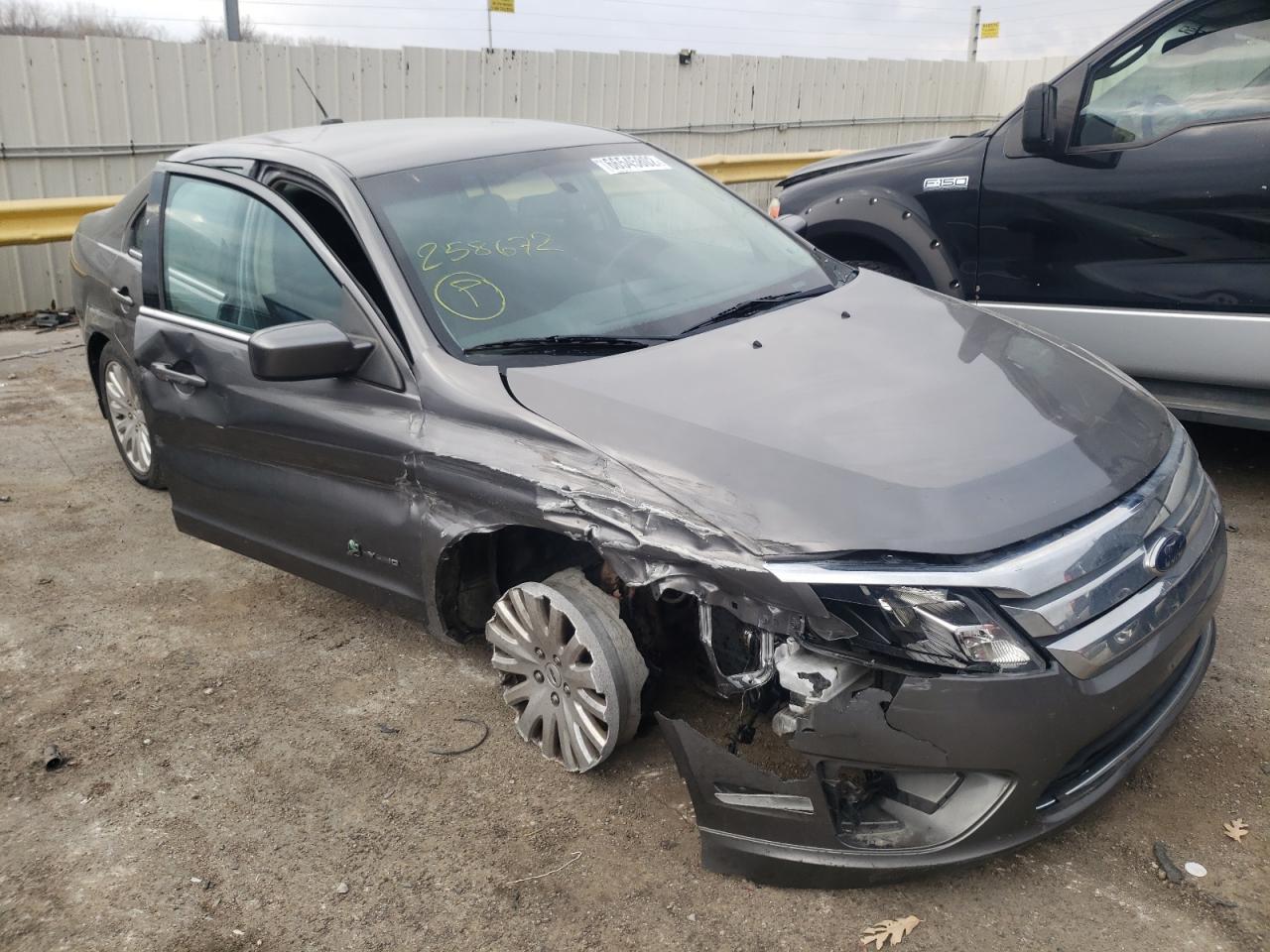 Ford Fusion hyb (2010)