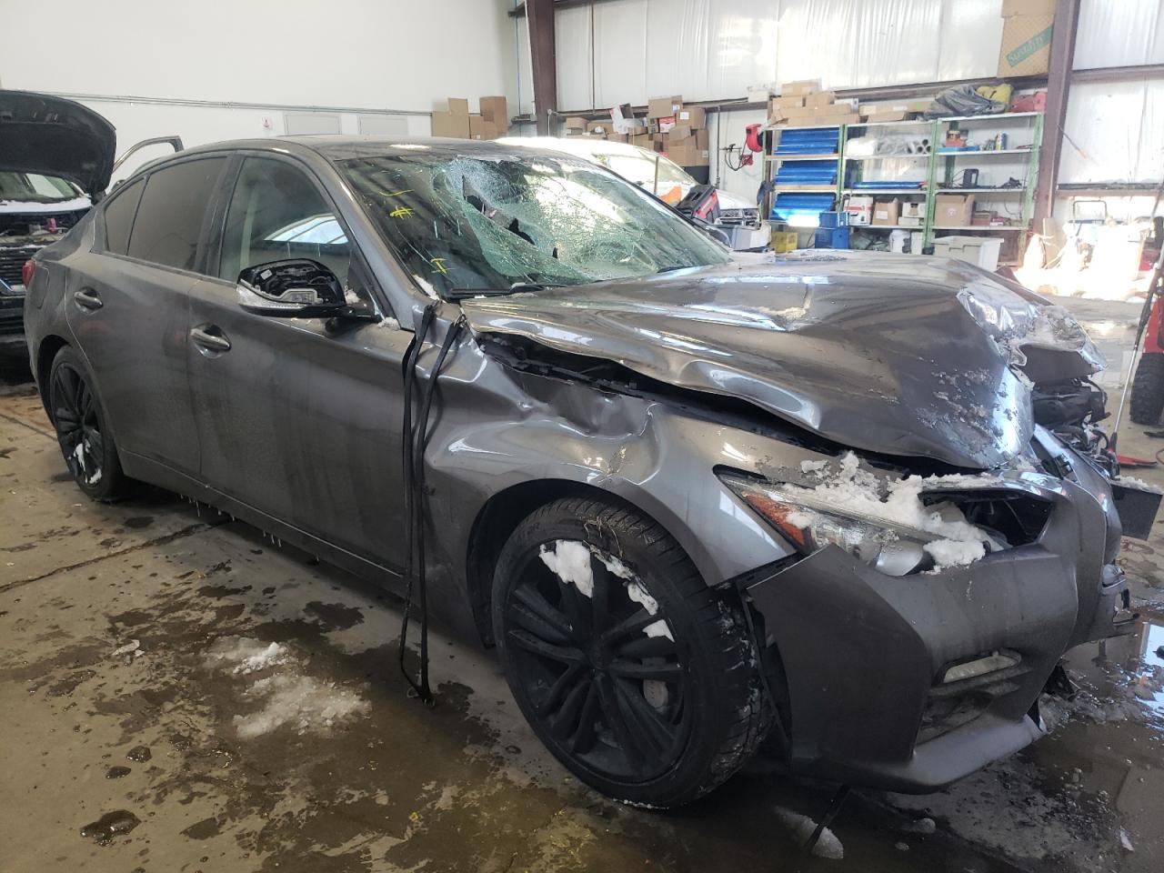 Infiniti Q50 base (2014)