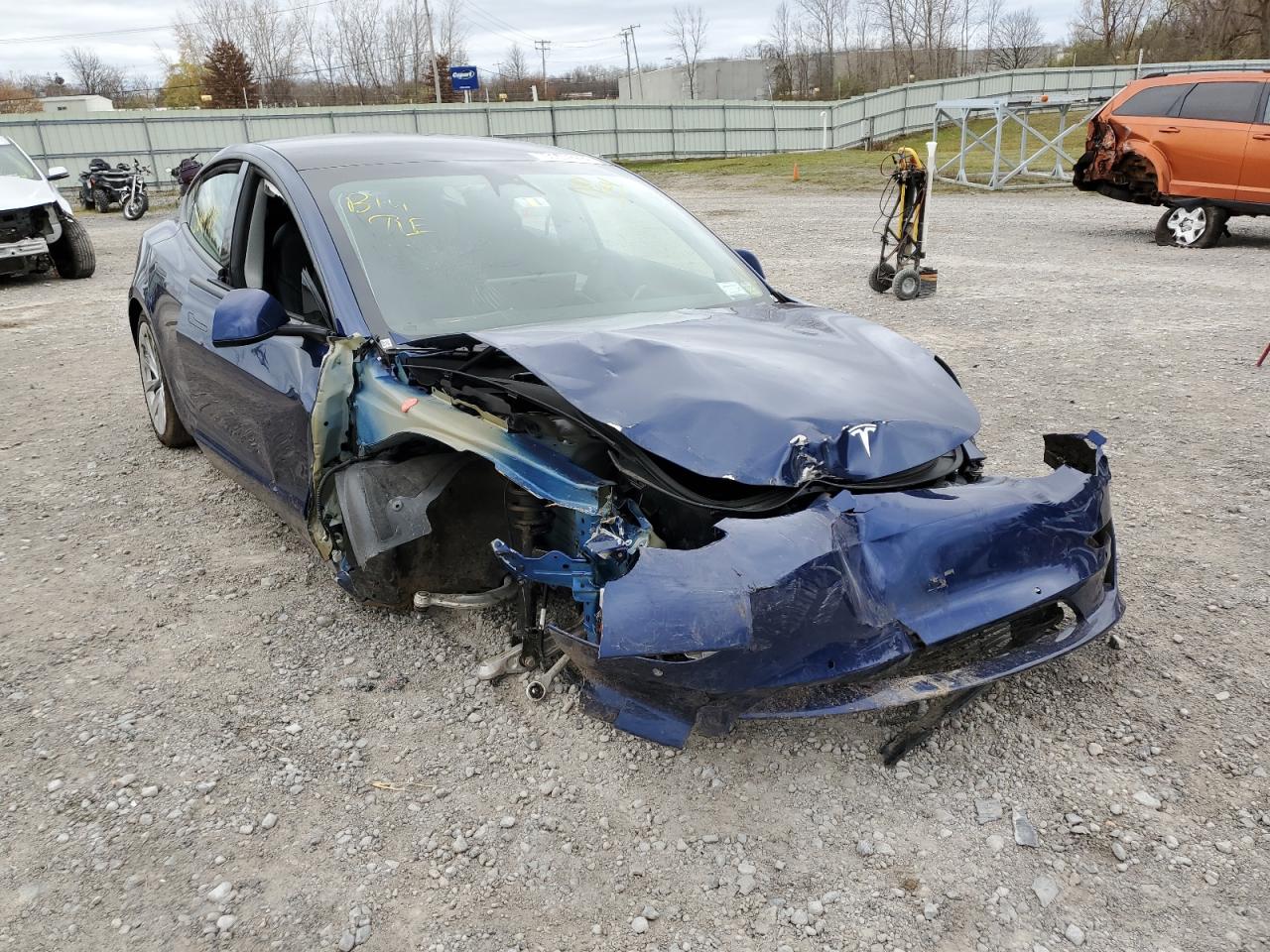 Tesla Model 3 (2022)
