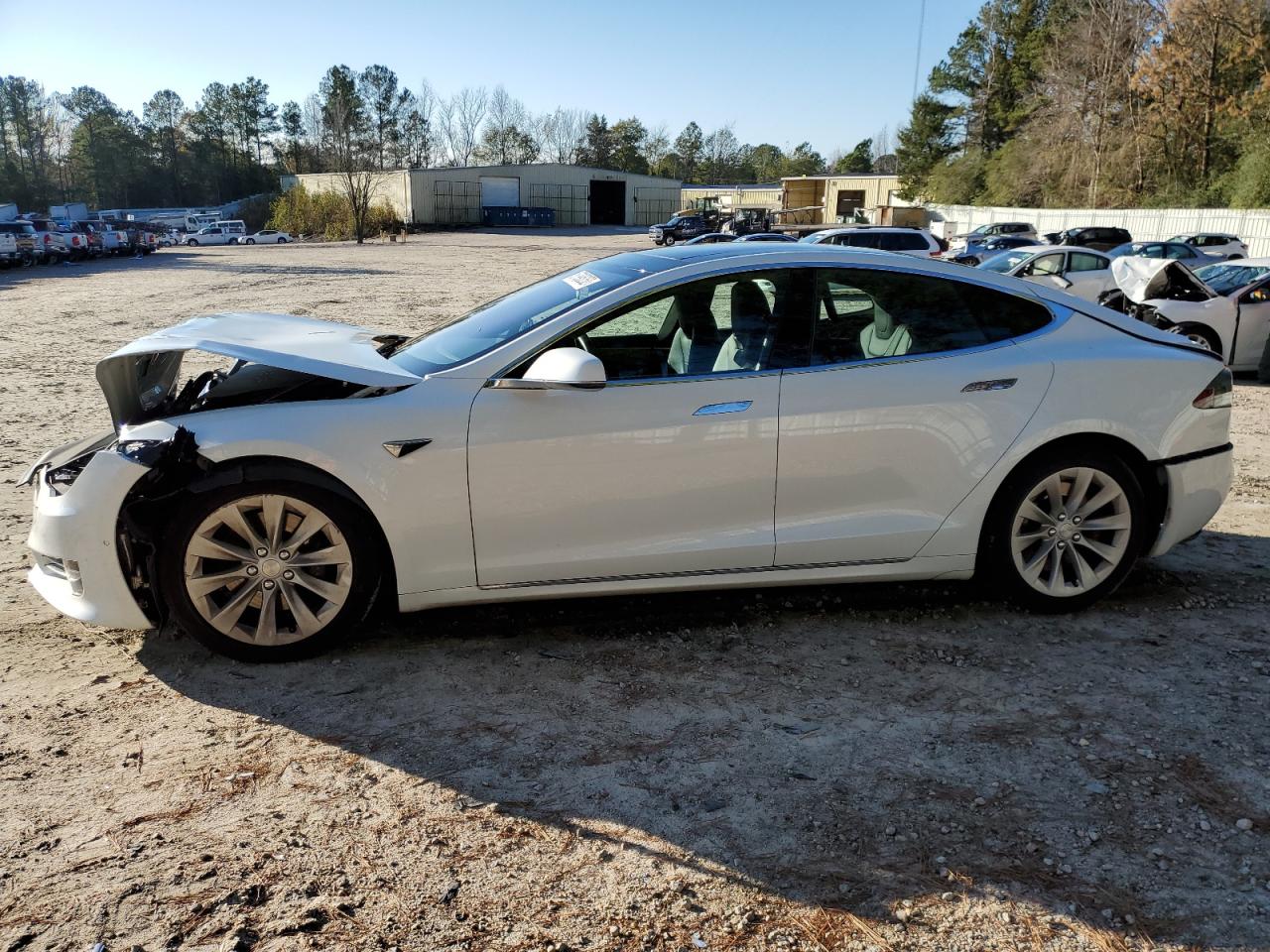 Tesla Model s (2016)