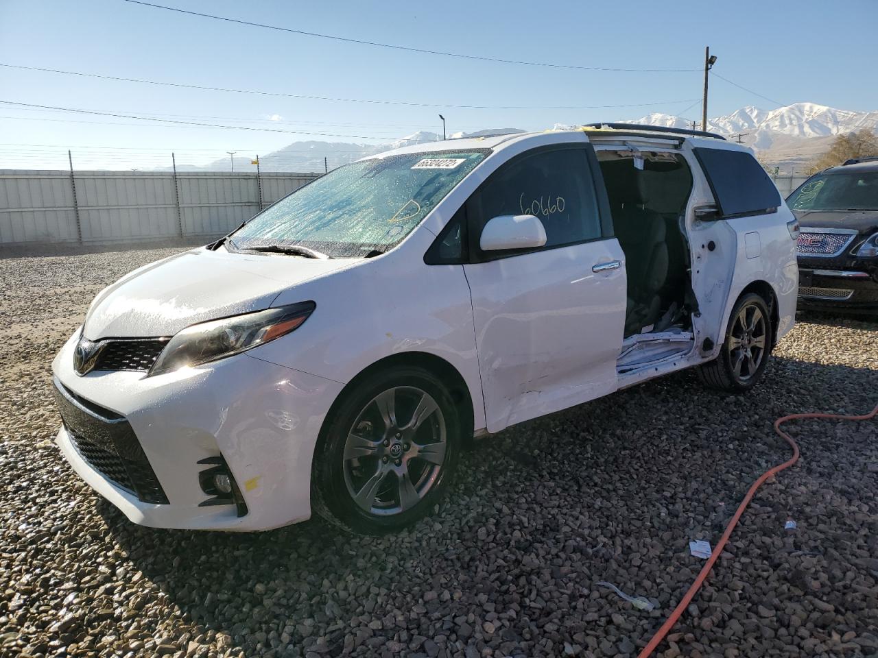 Toyota Sienna se (2019)