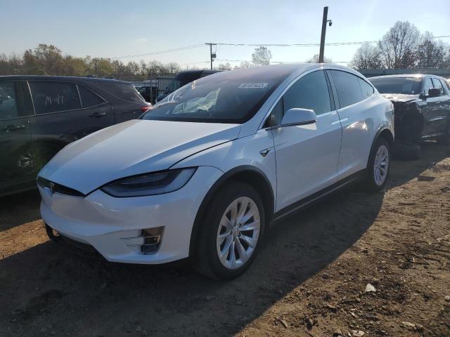 Tesla Model x (2021)