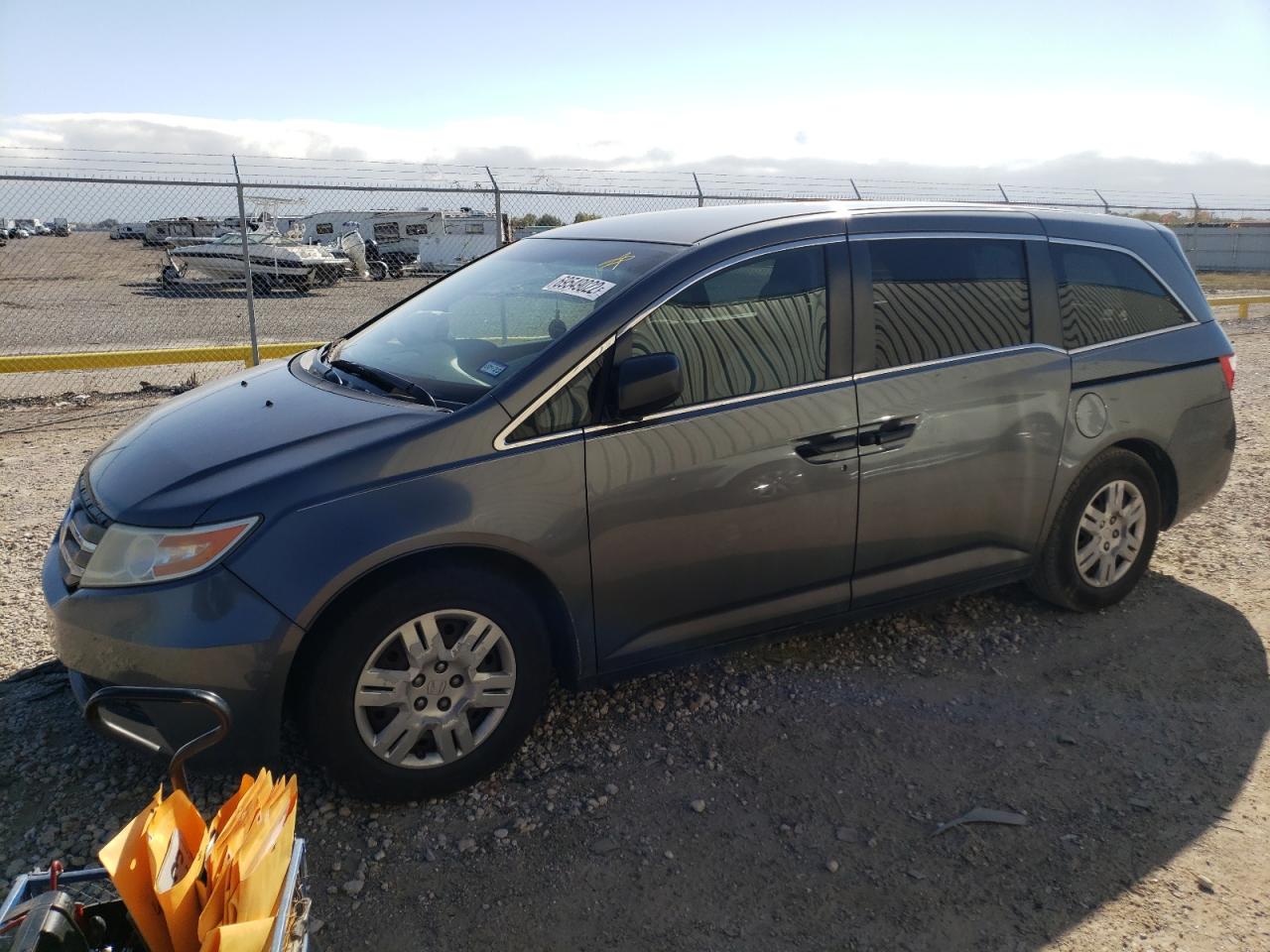 Honda Odyssey lx (2013)