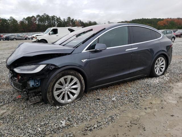 Tesla Model x (2016)