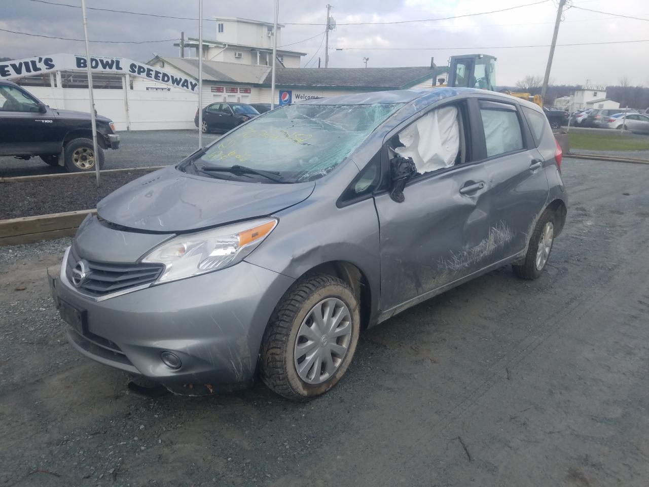 Nissan Versa note (2015)