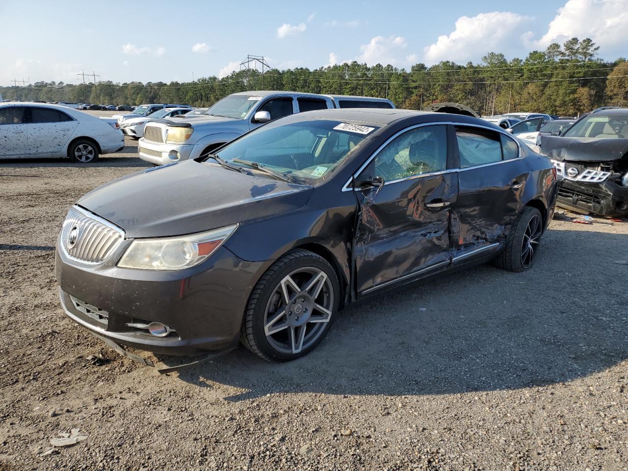 Buick Lacrosse t (2012)