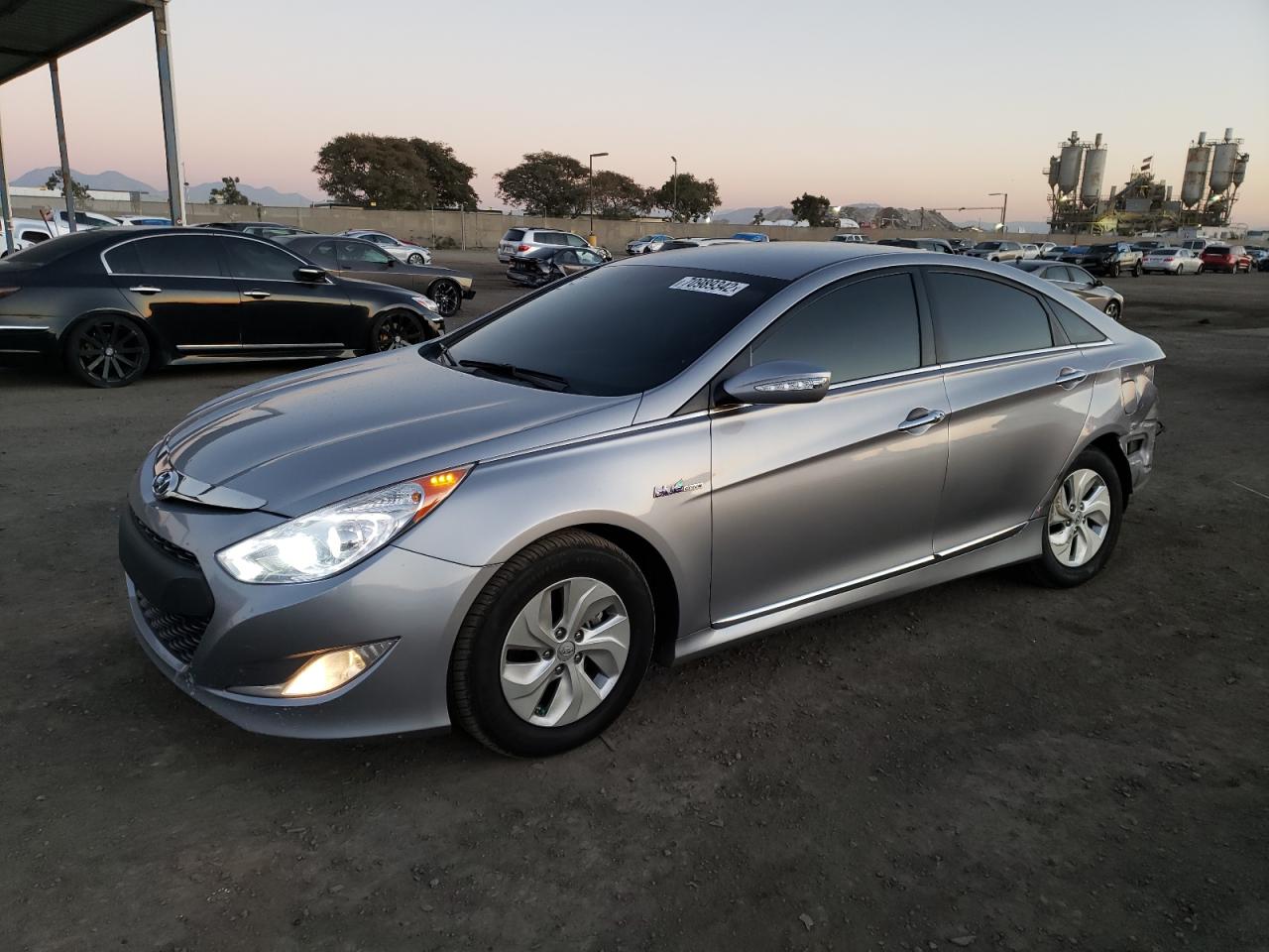 Hyundai Sonata hyb (2015)