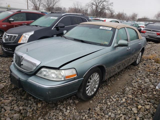 Lincoln Towncar (2004)