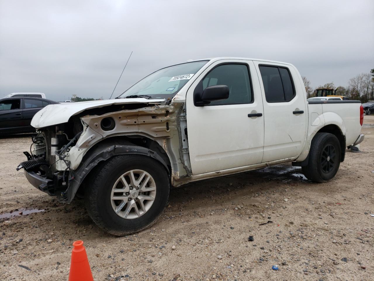Nissan Frontier s (2017)