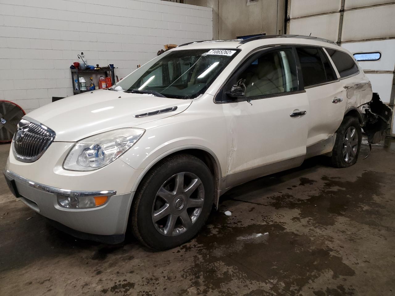 Buick Enclave cx (2010)