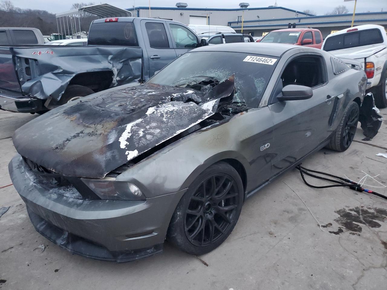 Ford Mustang gt (2011)