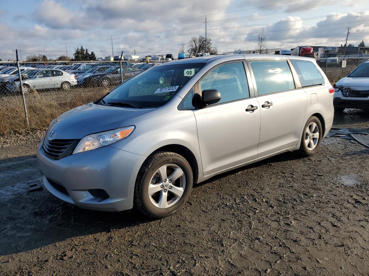 Toyota Sienna (2013)