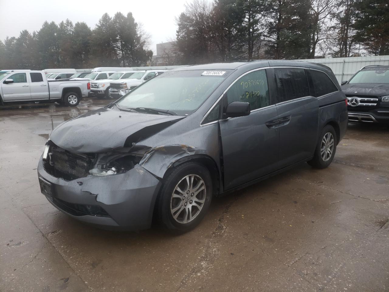 Honda Odyssey lx (2013)