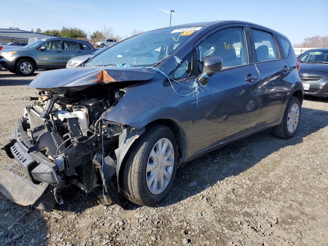 Nissan Versa note (2016)