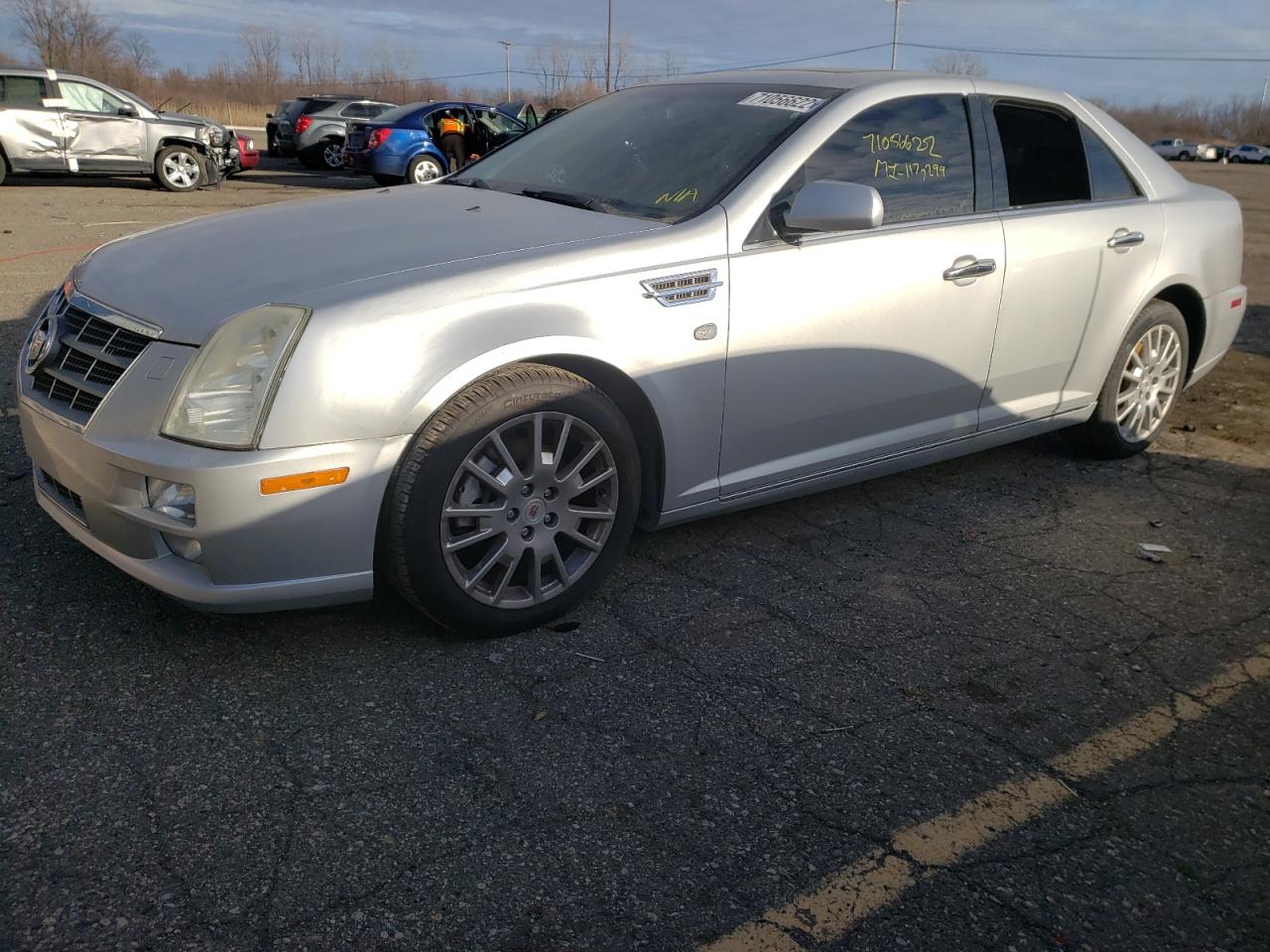 Cadillac Sts luxury (2011)