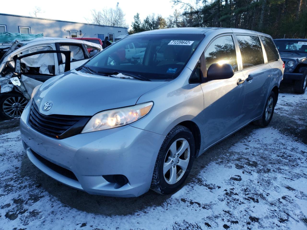 Toyota Sienna (2011)