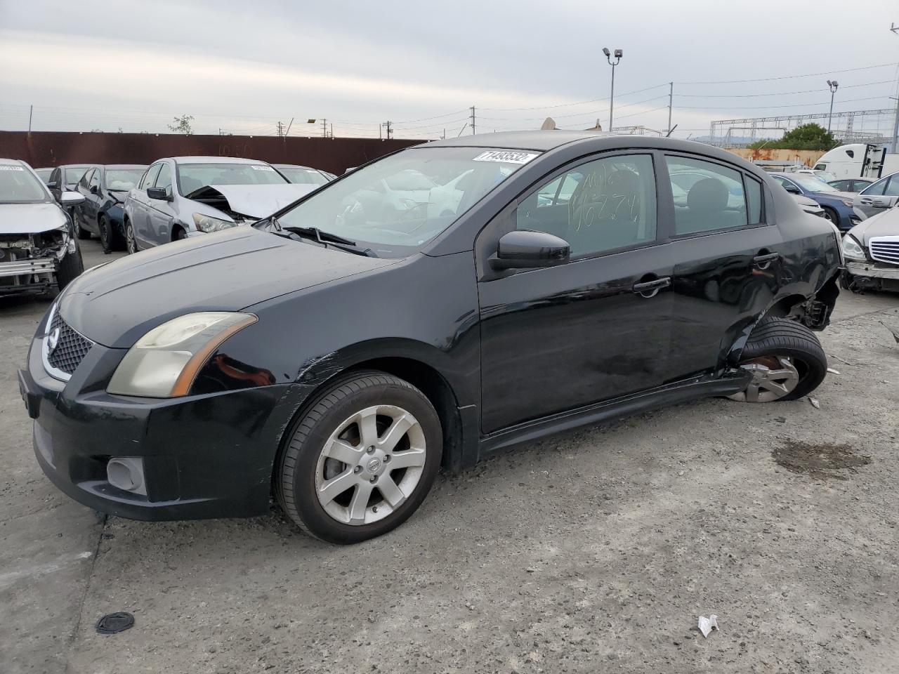 Nissan Sentra 2-0 (2011)