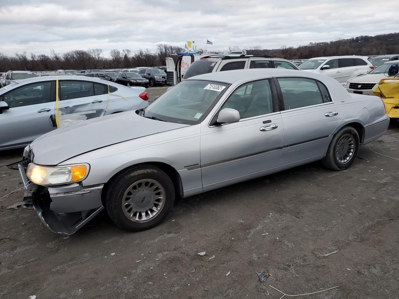 Lincoln Town car c (2001)