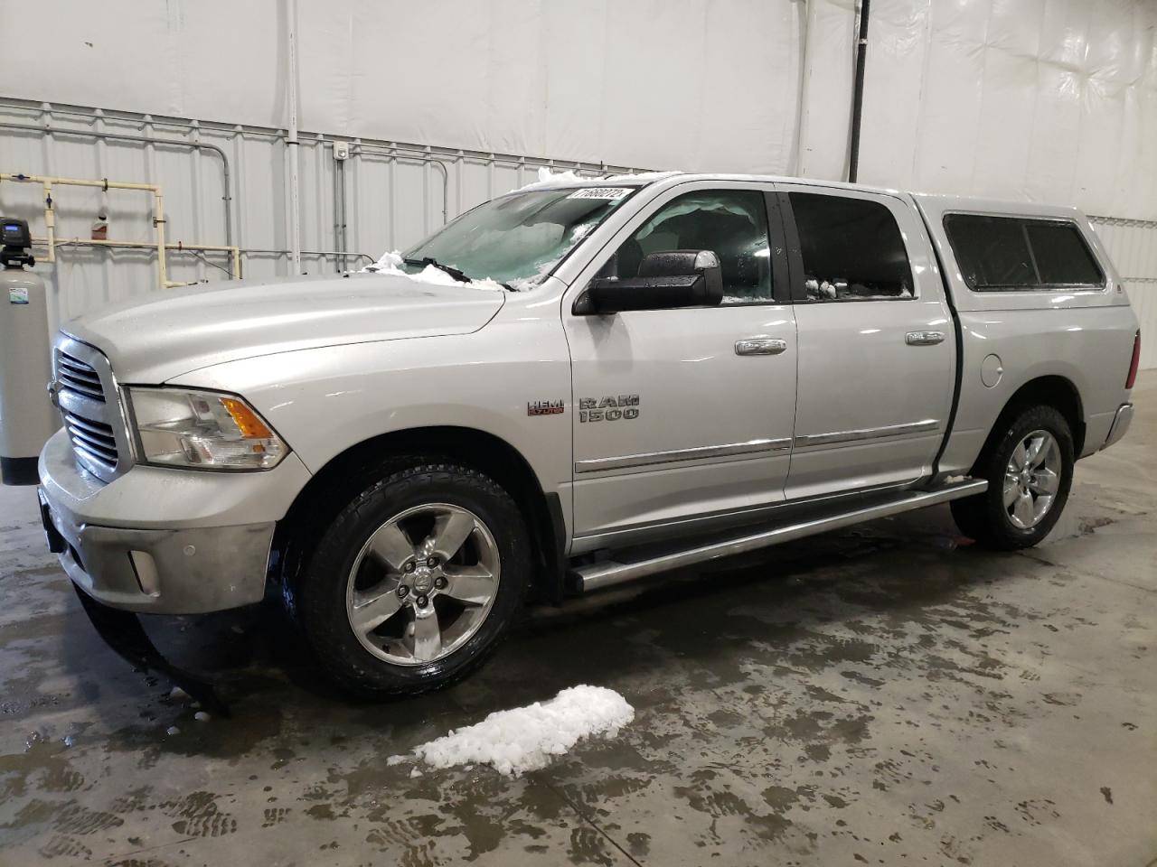 Ram 1500 slt (2017)