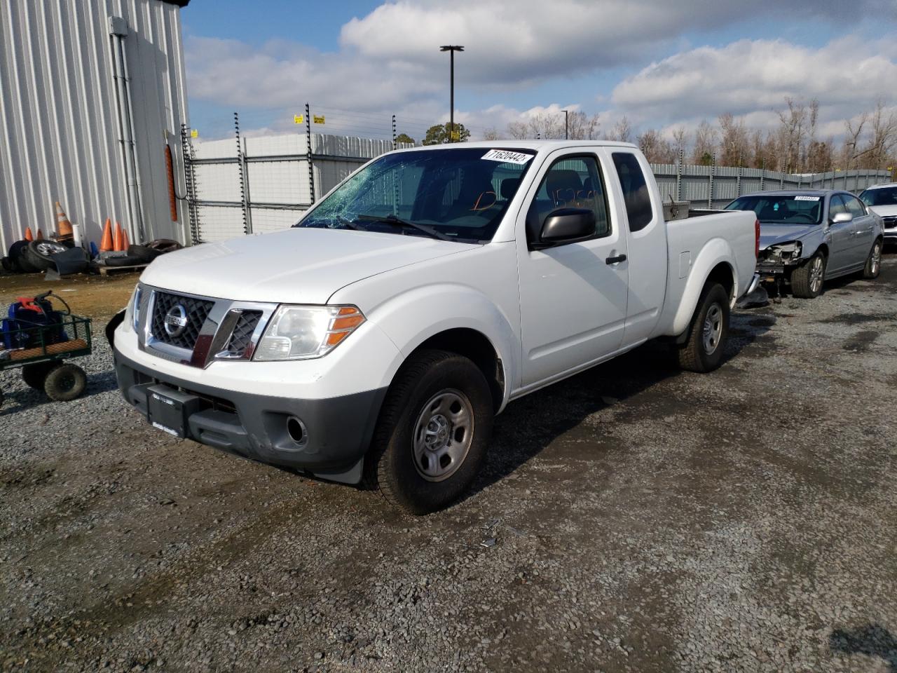 Nissan Frontier s (2012)