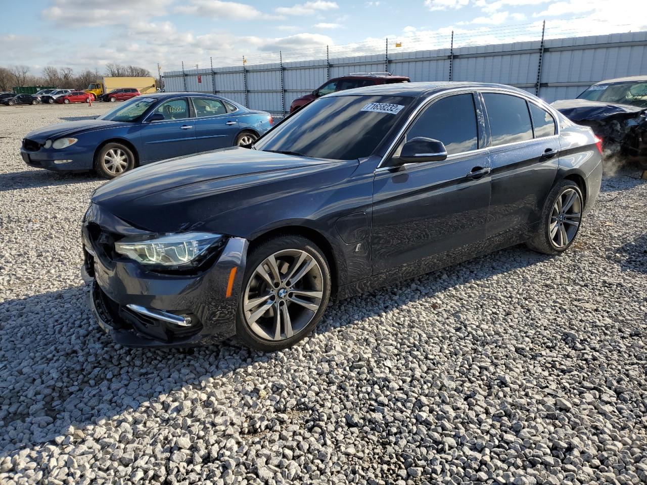 Bmw 330e (2017)