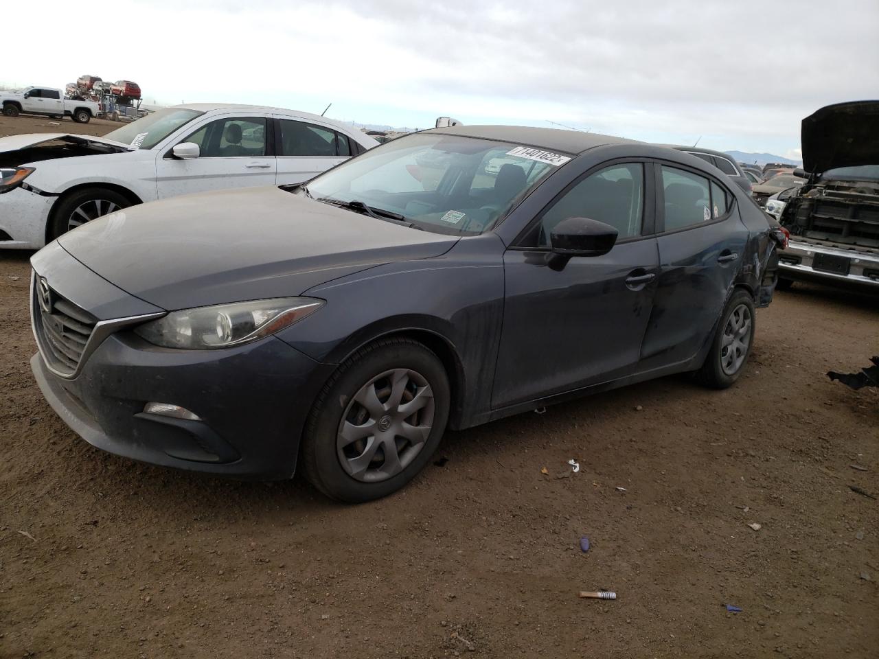 Mazda 3 sv (2015)