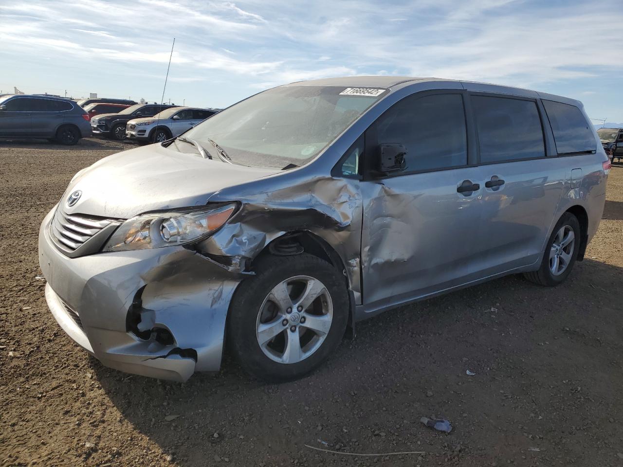 Toyota Sienna (2013)