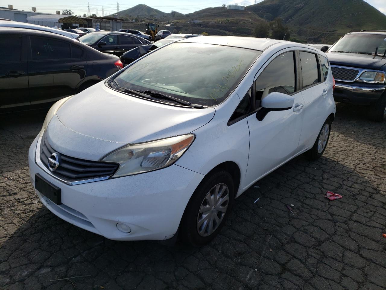 Nissan Versa note (2016)