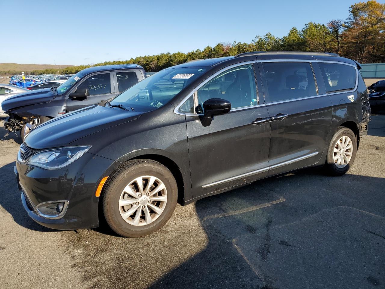 Chrysler Pacifica (2017)