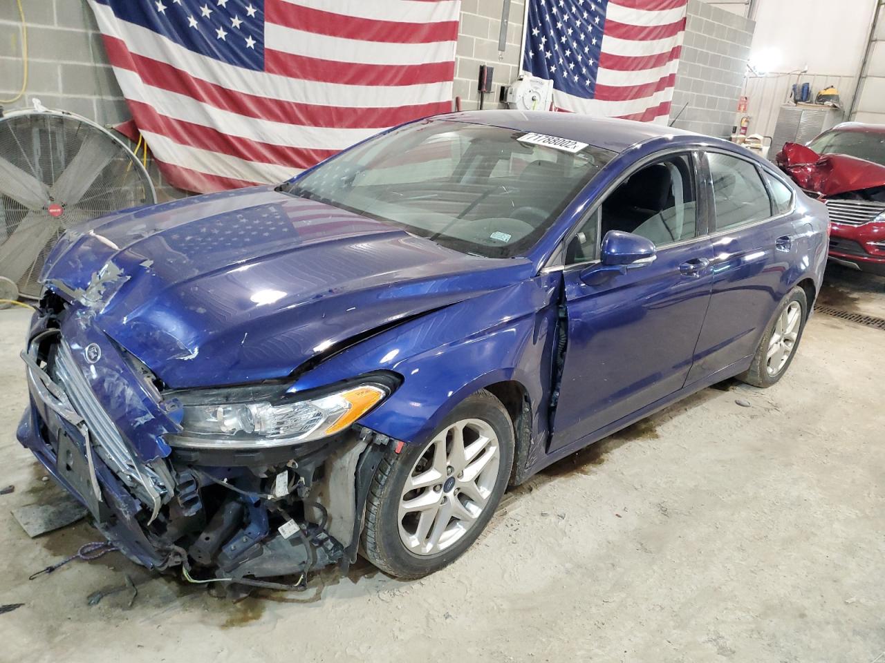 Ford Fusion hyb (2013)