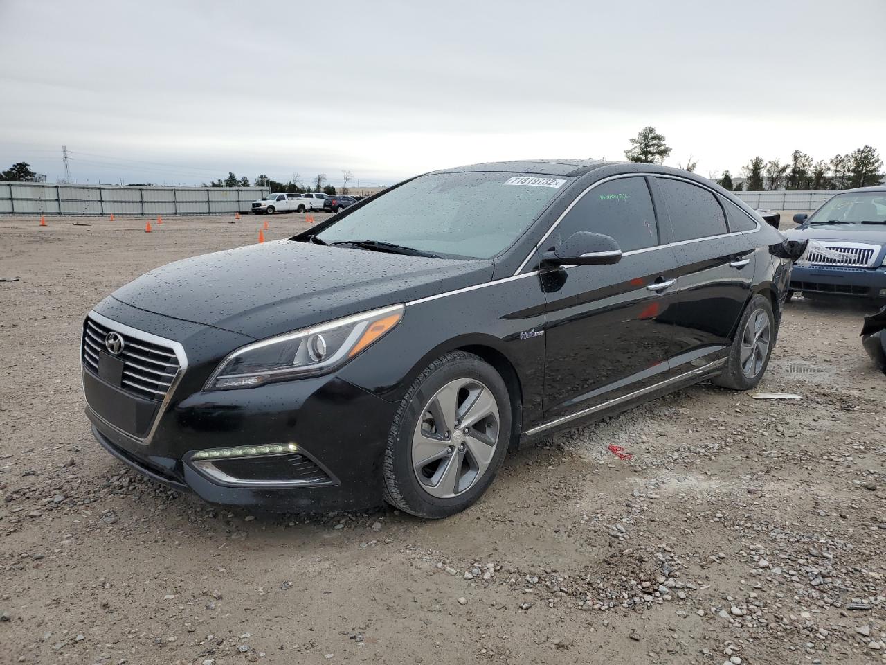 Hyundai Sonata hyb (2016)