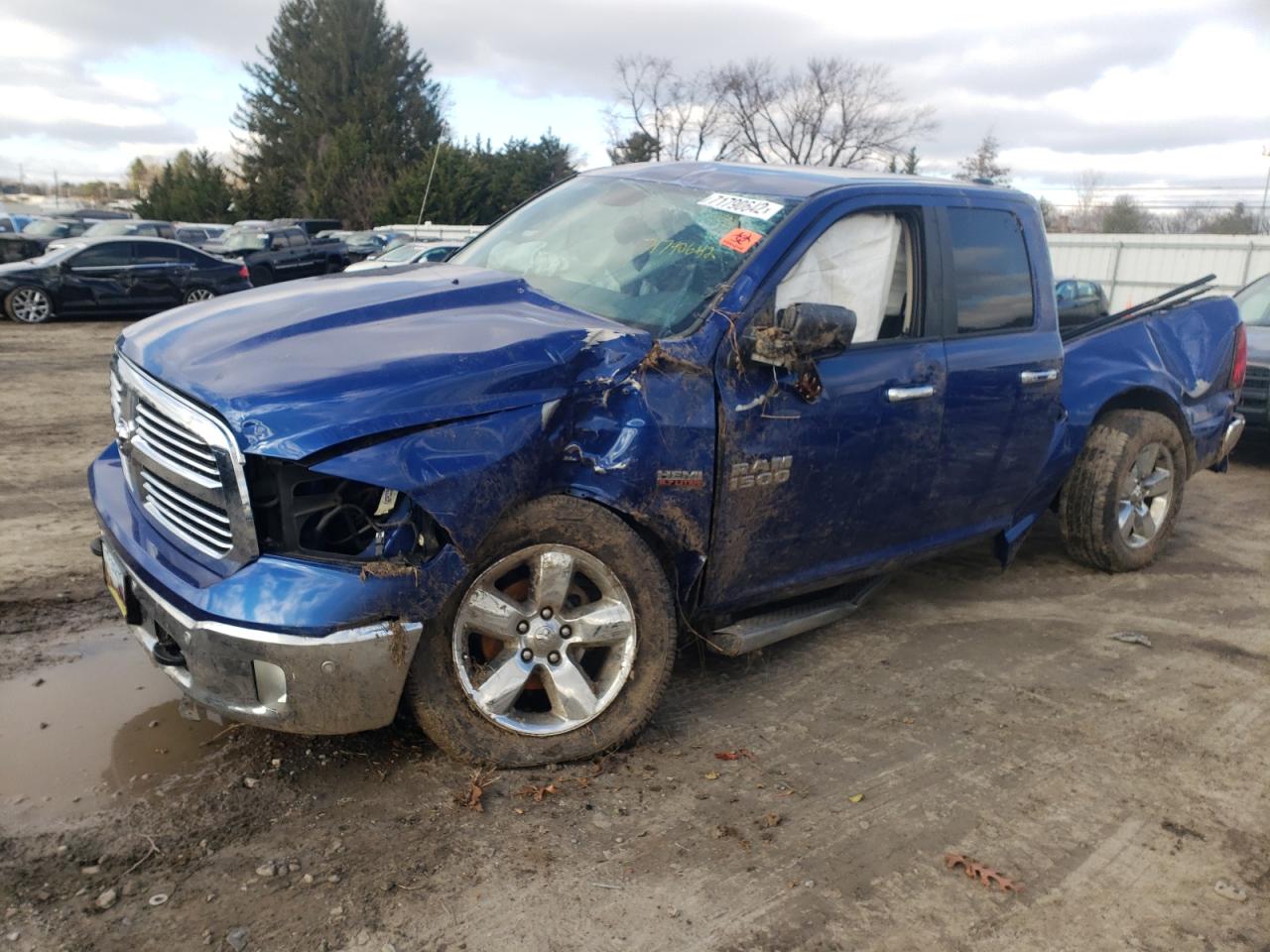 Ram 1500 slt (2015)