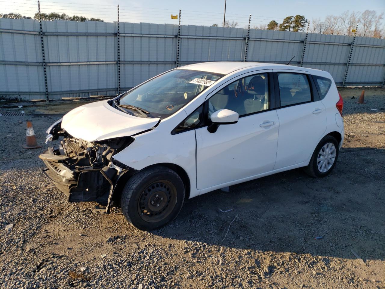 Nissan Versa note (2015)