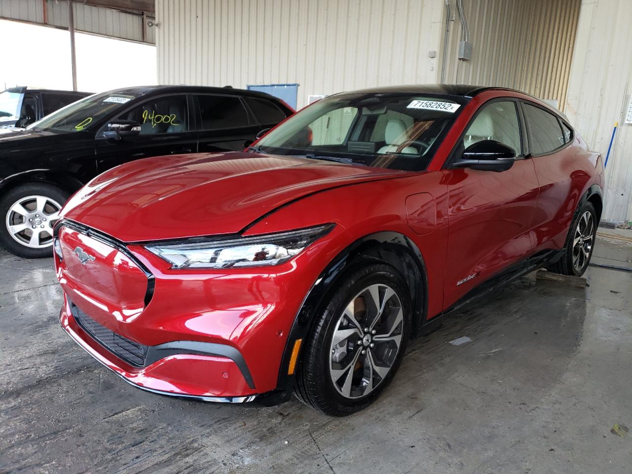 Ford Mustang ma (2021)