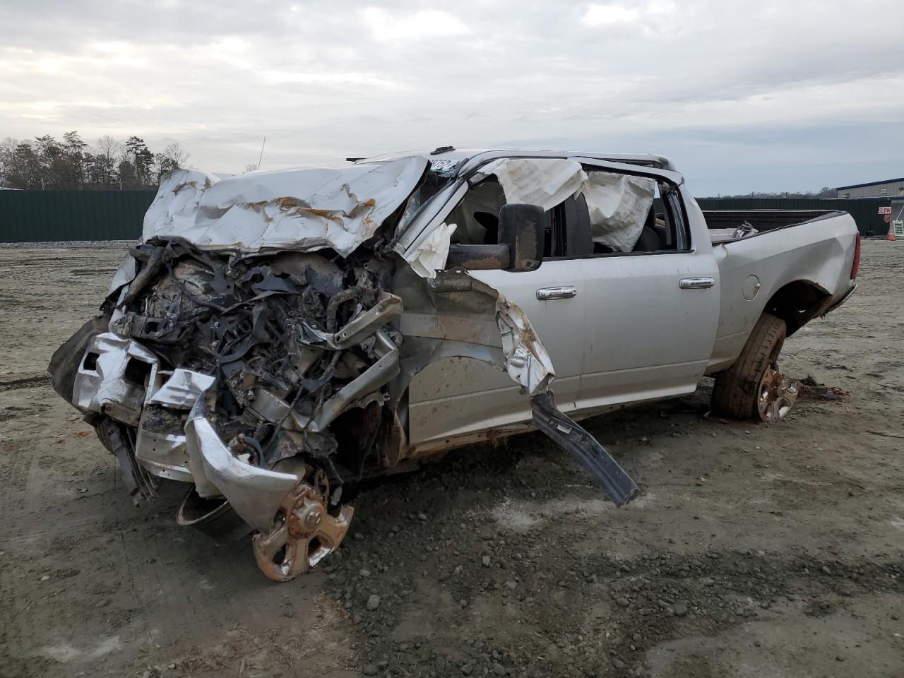 Ram 2500 slt (2015)