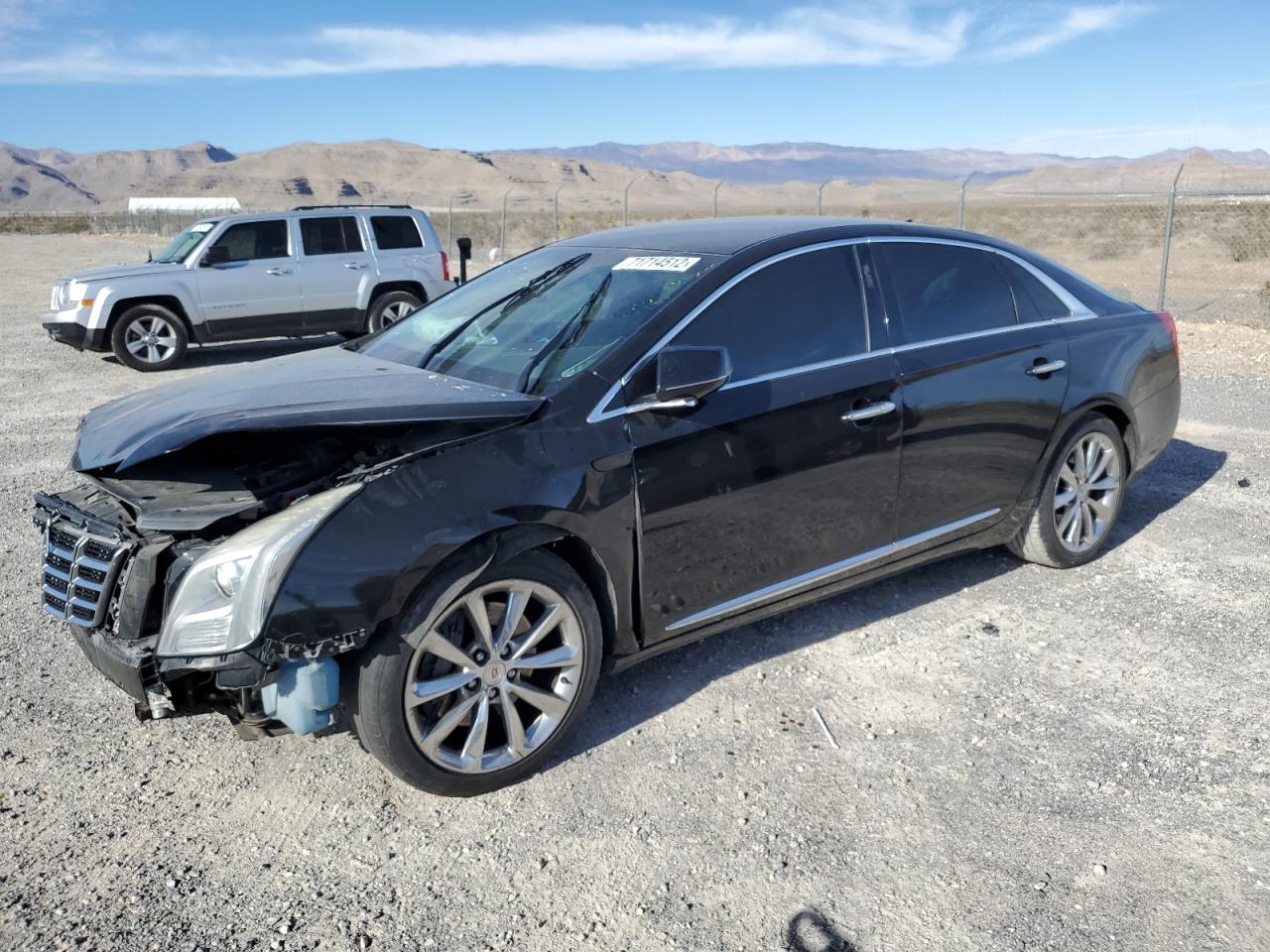 Cadillac Xts luxury (2014)
