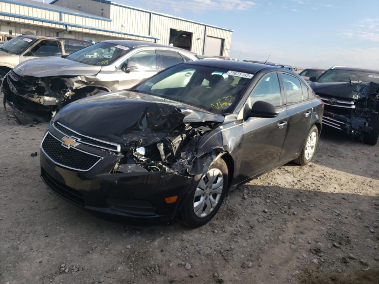 Chevrolet Cruze ls (2013)
