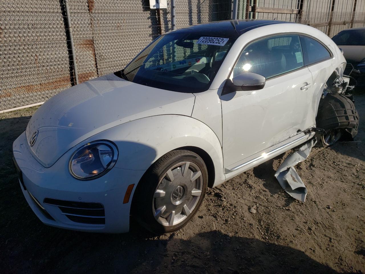 Volkswagen Beetle se (2017)