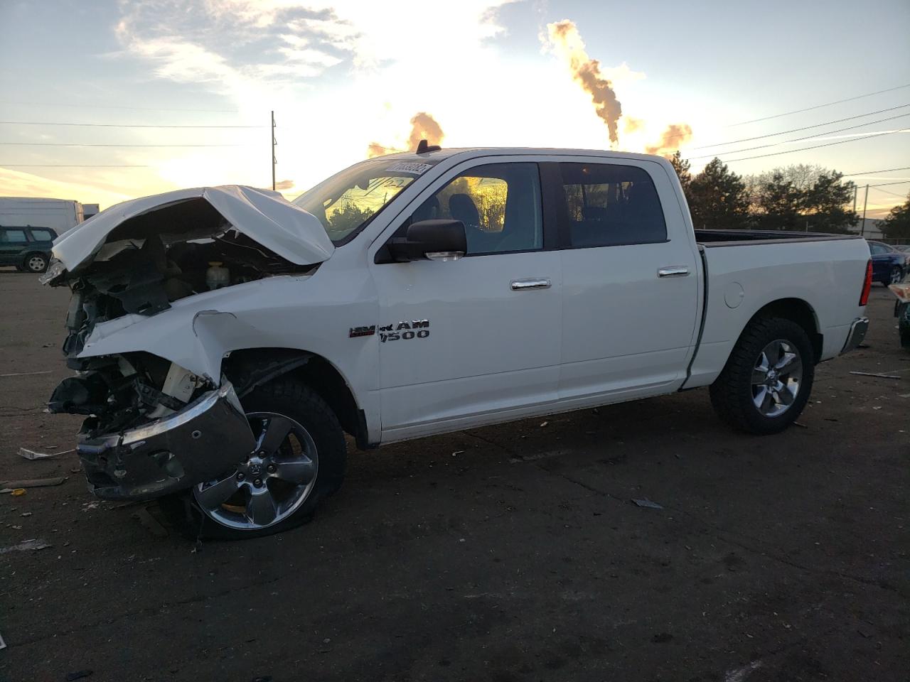 Ram 1500 slt (2018)