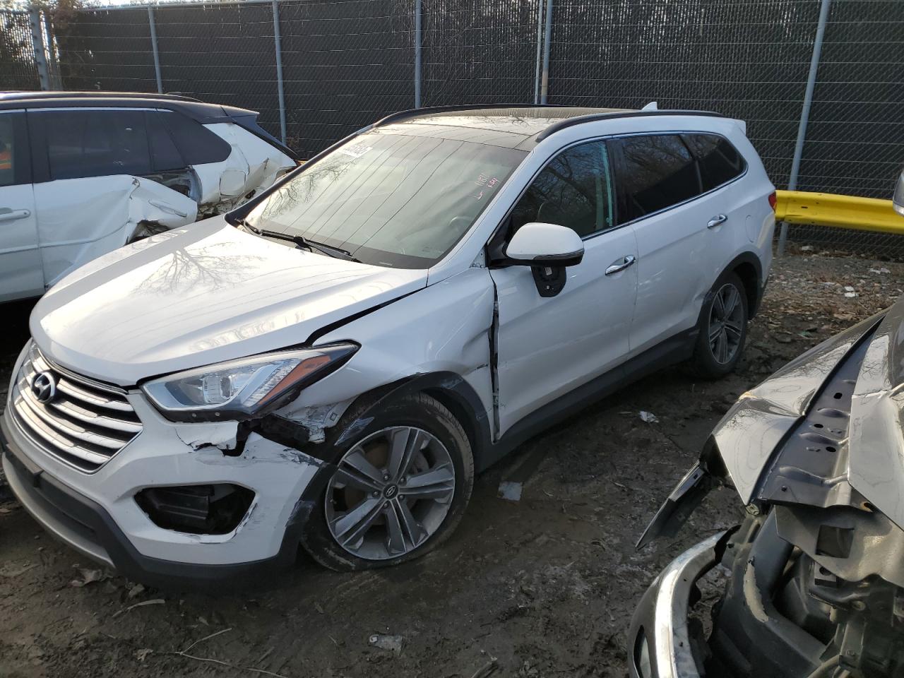 Hyundai Santa fe g (2015)