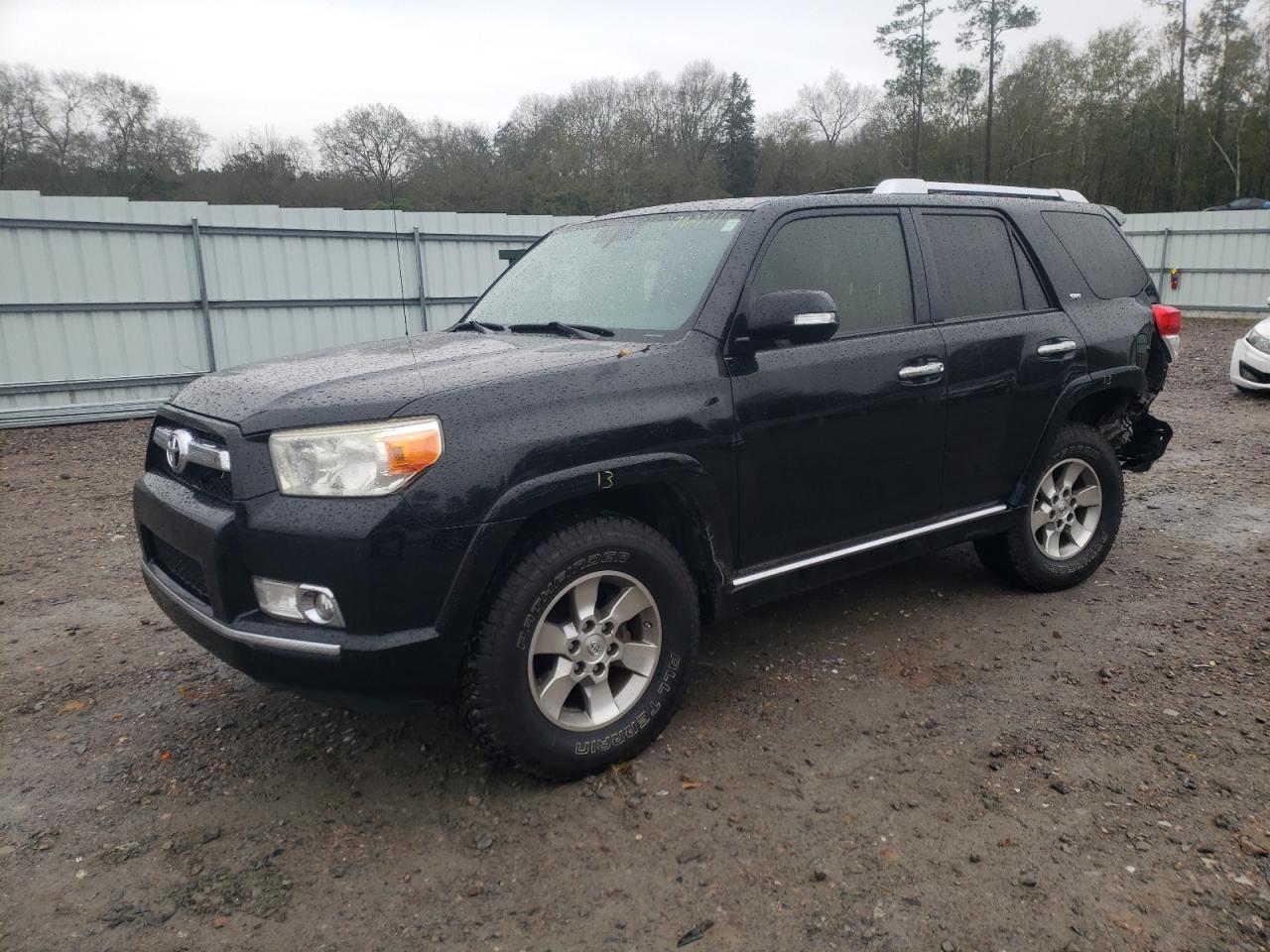 Toyota 4runner sr (2013)