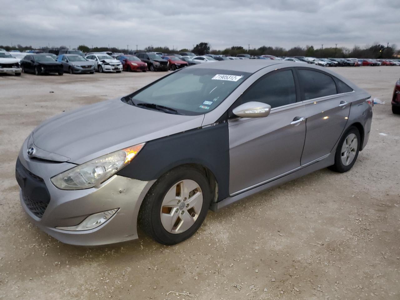 Hyundai Sonata hyb (2012)