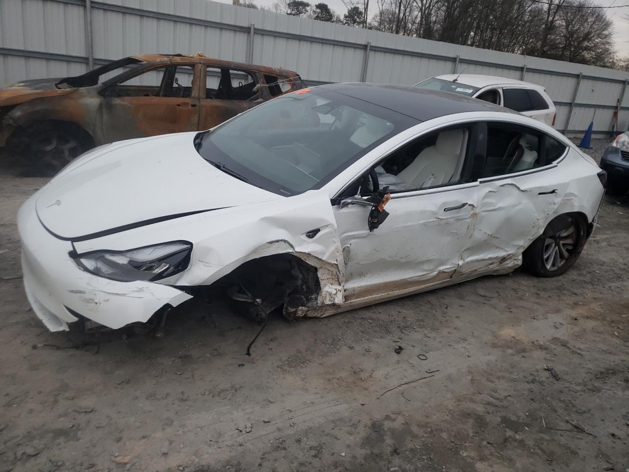 Tesla Model 3 (2019)